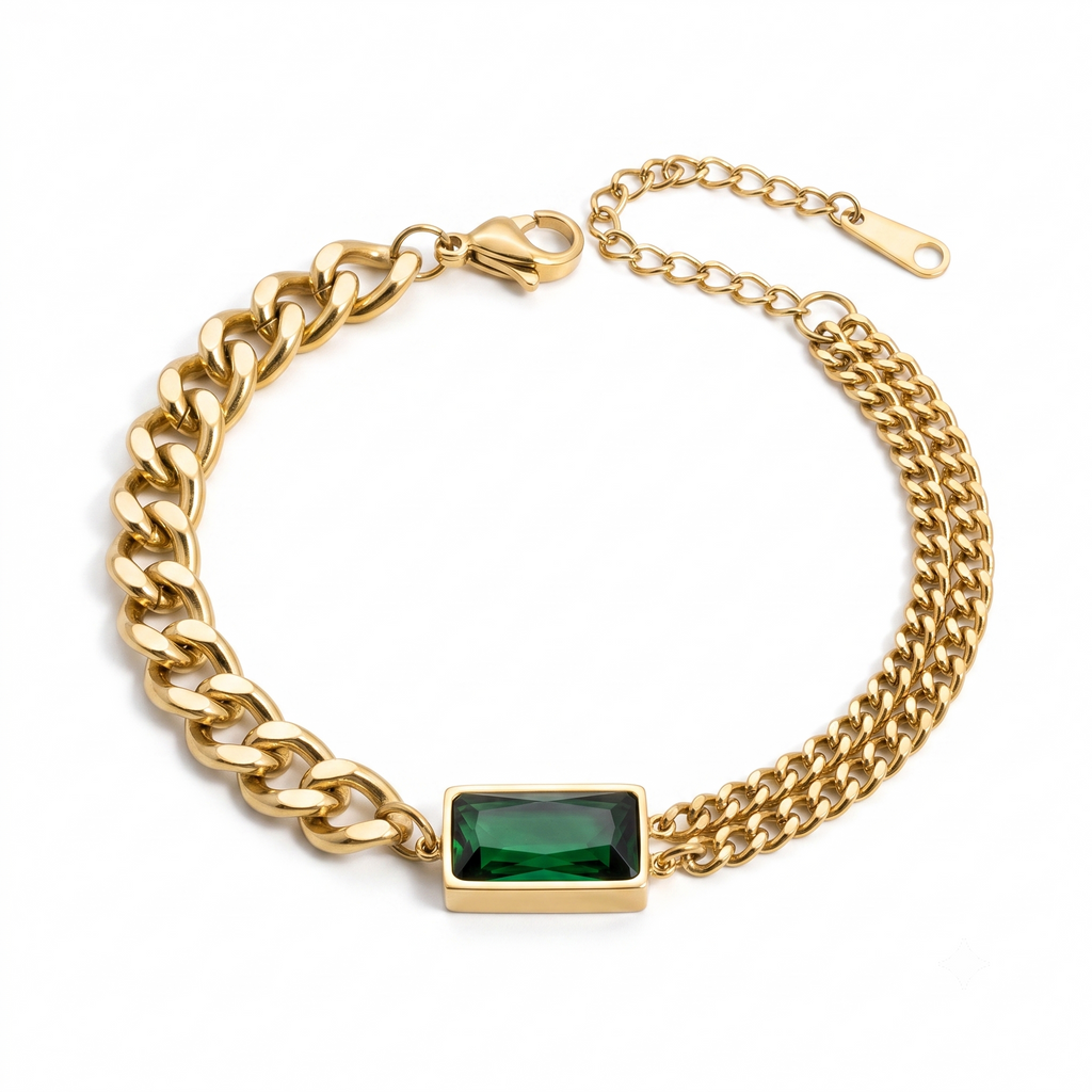 Goldfarbenes Damen-Armband aus Edelstahl, kombiniert aus Panzerkette und feiner Gliederkette mit einem rechteckigen, grünen Schmuckstein, Hauptfoto.
