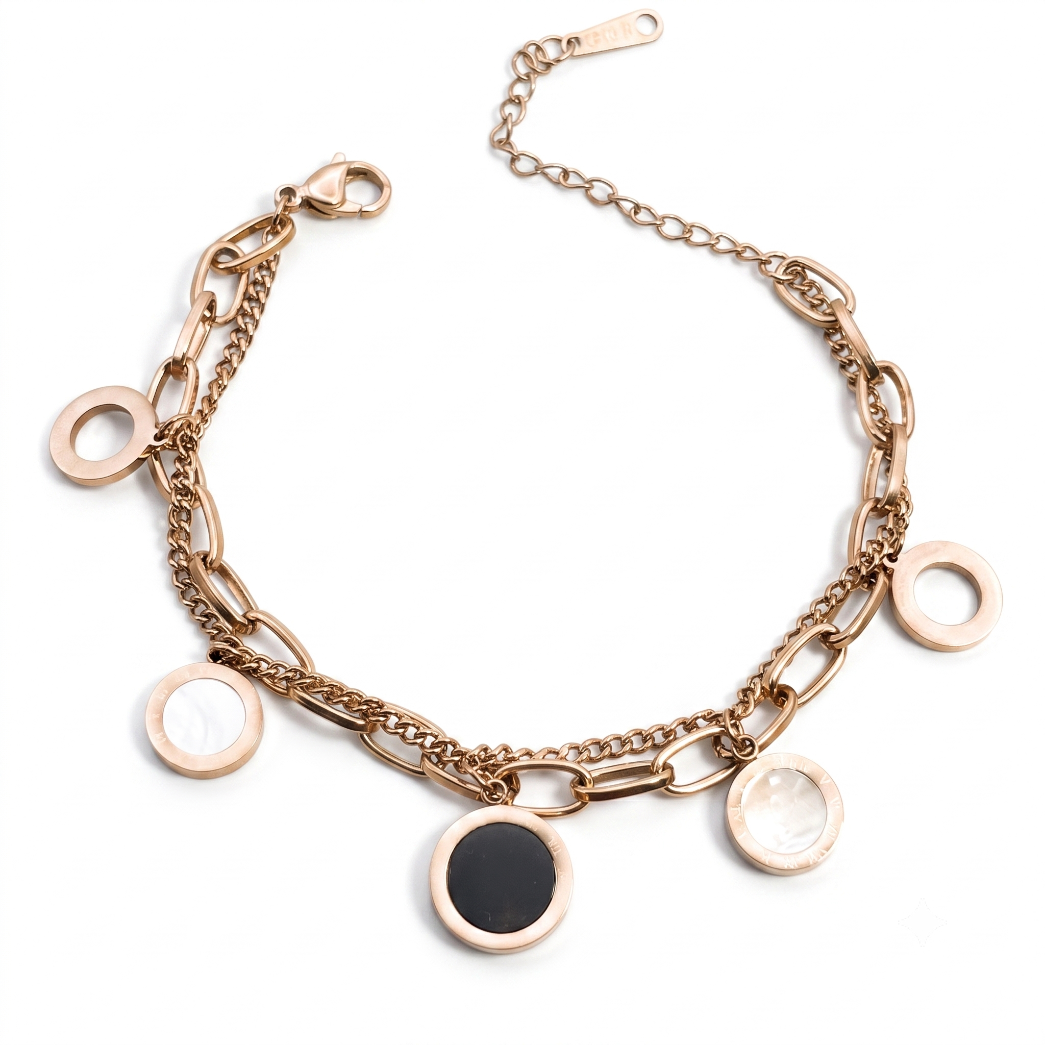 Goldfarbenes Edelstahl-Armband für Damen mit mehreren Kettensträngen und runden Anhängern in schwarzer und weißer Optik, Hauptfoto