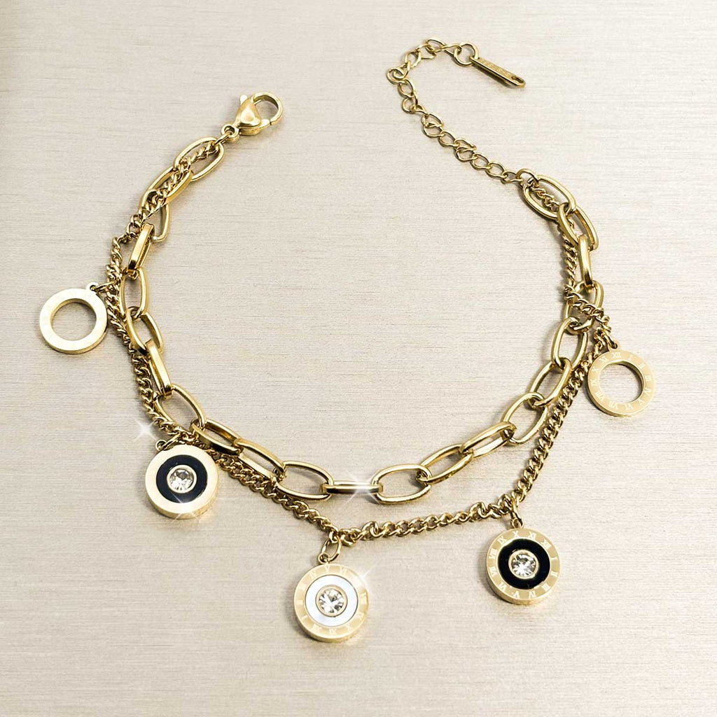 Goldfarbenes Charm Armband