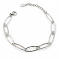 Silberfarbenes Damen-Armband aus Edelstahl mit großen, geschwungenen Kettengliedern, Hauptfoto