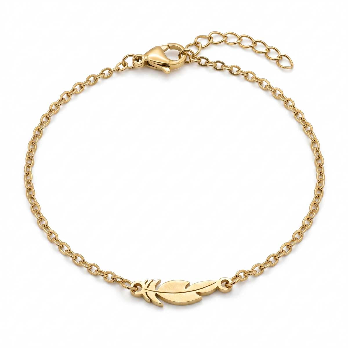 Filigranes goldfarbenes Edelstahl-Armband für Damen mit einer elegant geschwungenen Feder, Hauptfoto