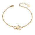 Goldfarbenes Edelstahl-Armband für Damen mit einem detailreichen Skorpion-Anhänger, Hauptfoto