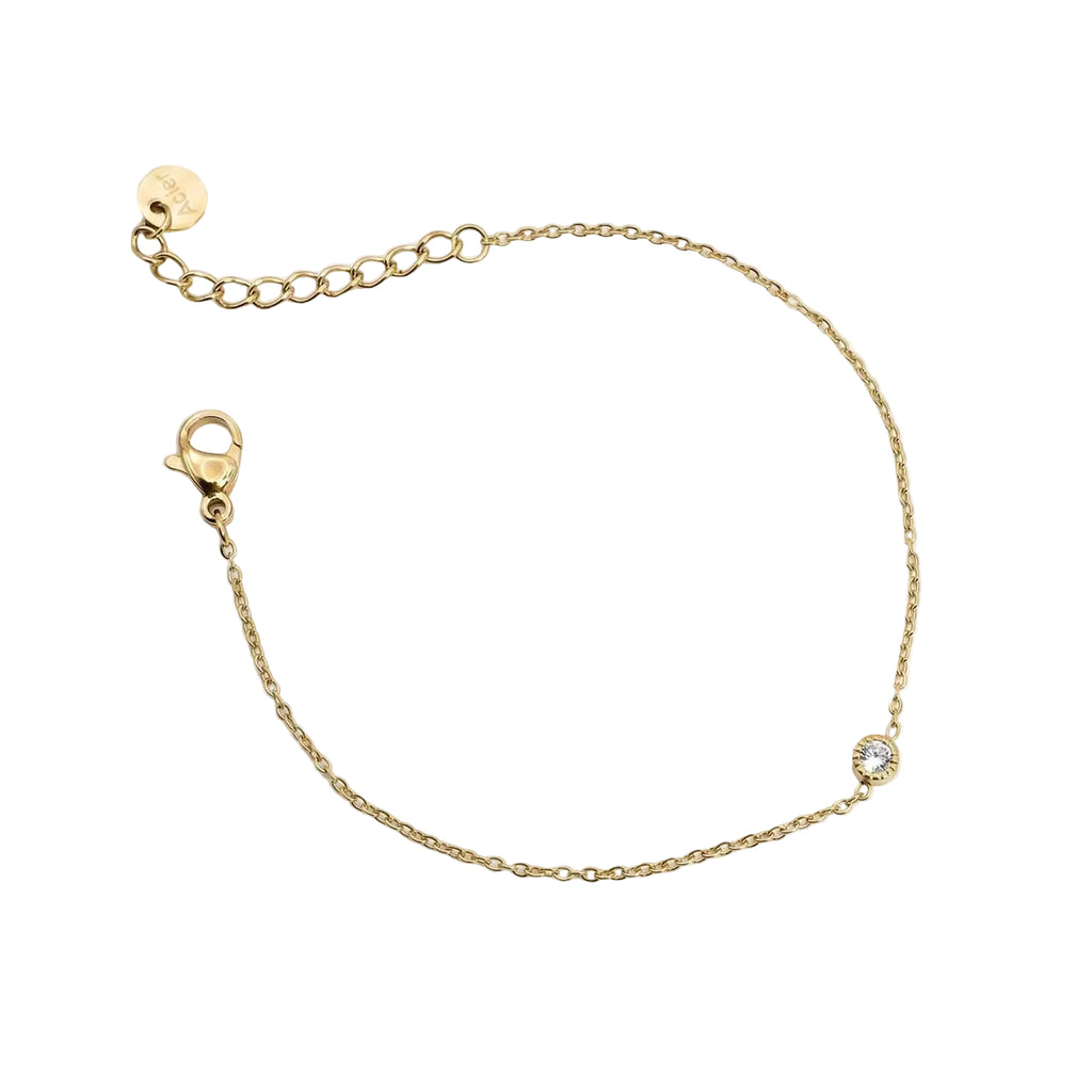 Goldfarbenes Damen-Armband aus Edelstahl aus feiner Kette mit einem winzigen, rund eingefassten Zirkonia-Stein, Hauptfoto