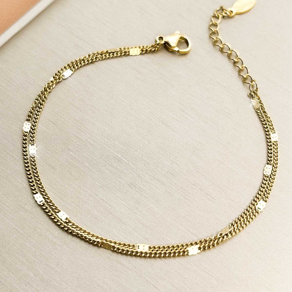 Goldfarbenes Duo Armband