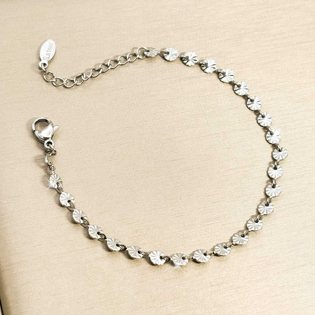 Silberfarbenes Plättchen Armband