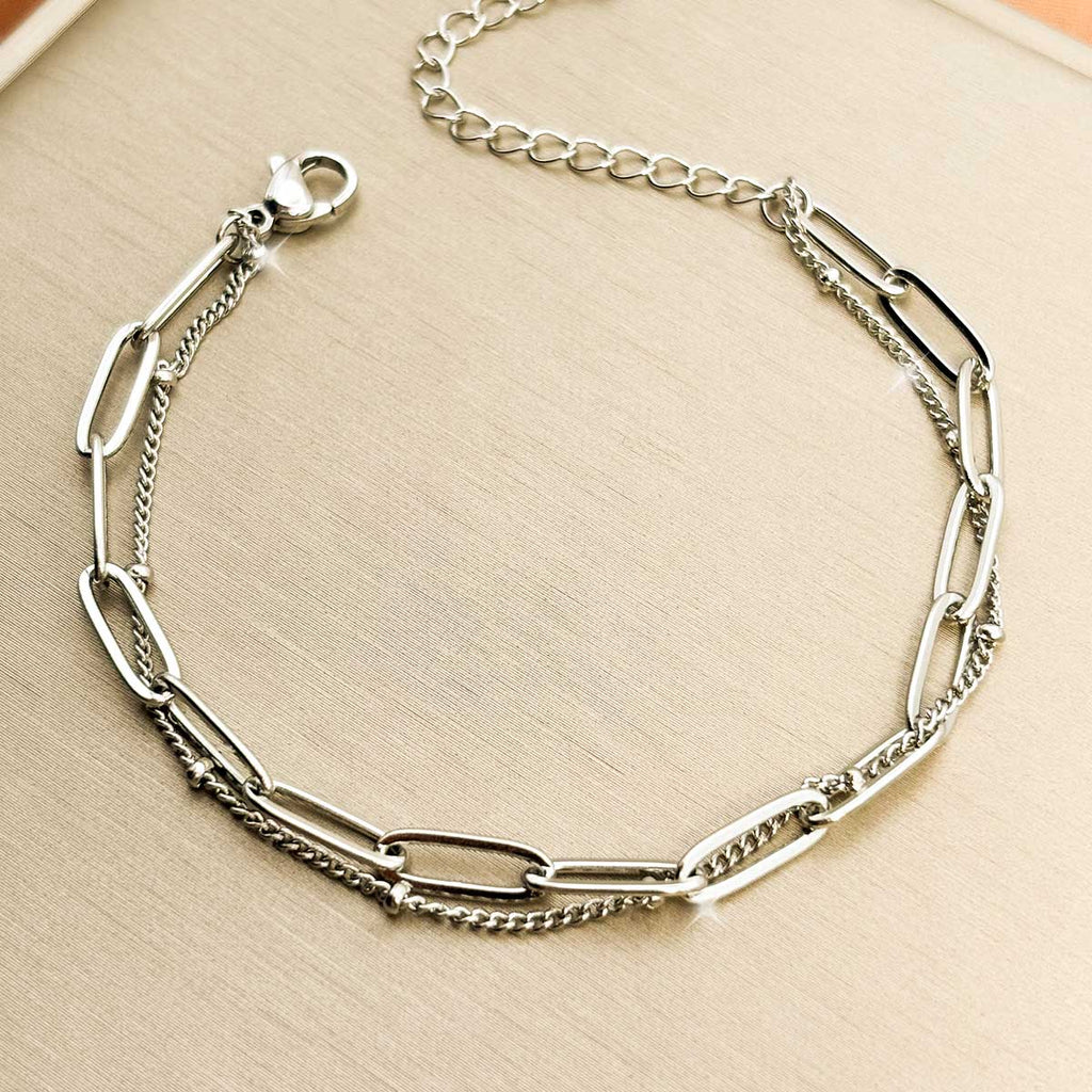 Silberfarbenes Layering Armband