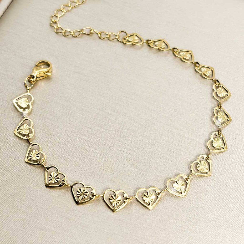 Goldfarbenes Herz Armband