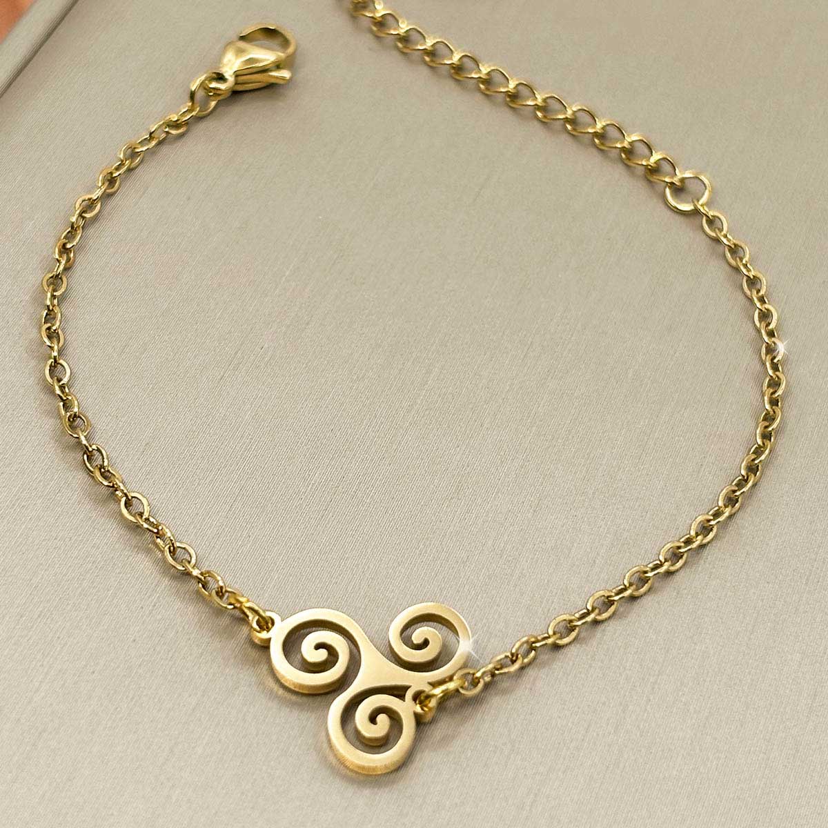 Triskele Armband