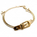 Goldfarbenes Damen-Armband aus Edelstahl mit einer Gürtelschnallen Optik, Hauptfoto