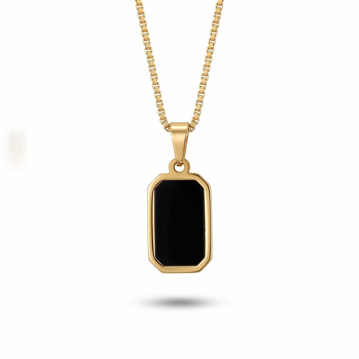 Goldfarbene Damen-Halskette aus Edelstahl mit einem rechteckigen Anhänger in glänzender, schwarzer Onyx-Optik, Hauptfoto.
