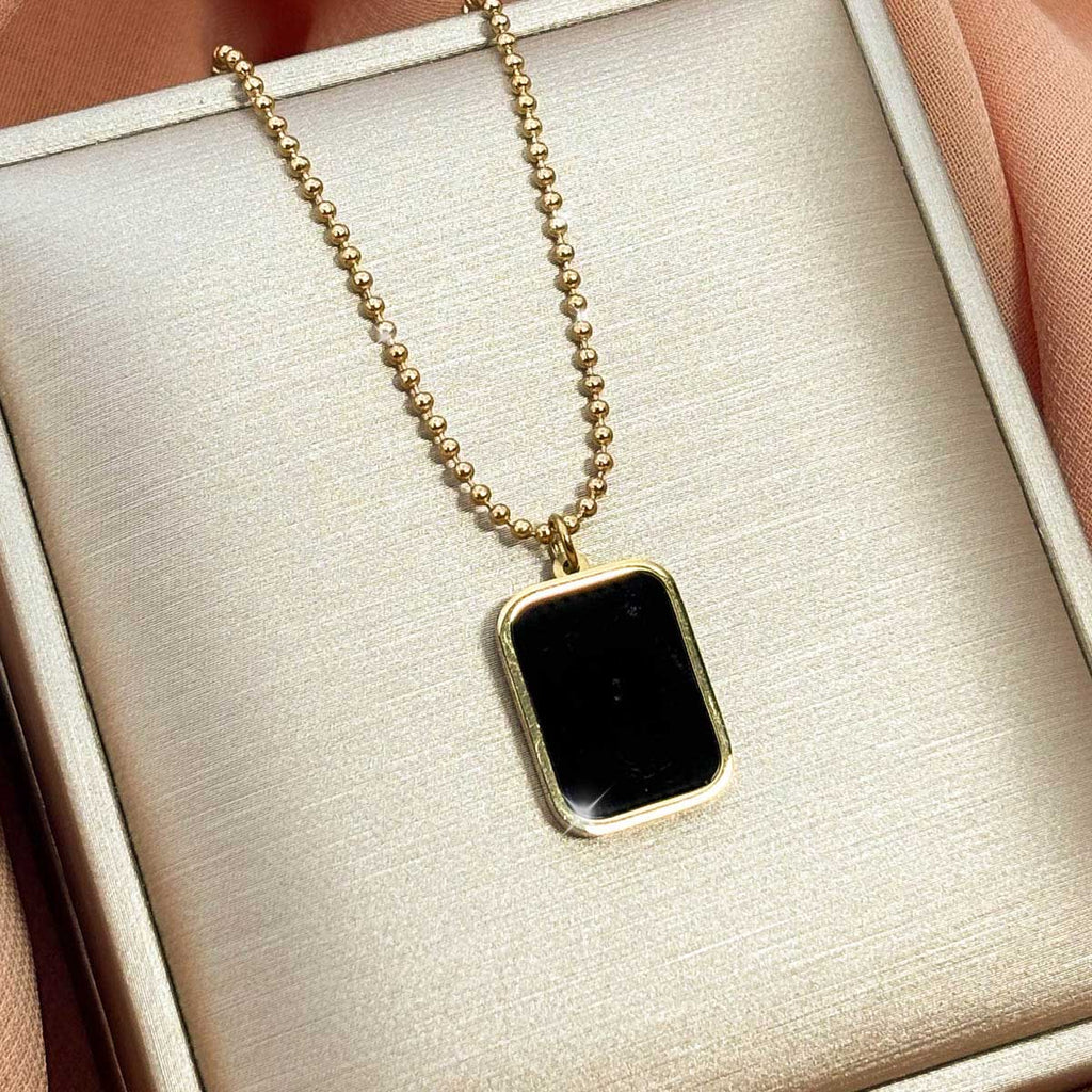 Schwarze Medaillon Halskette