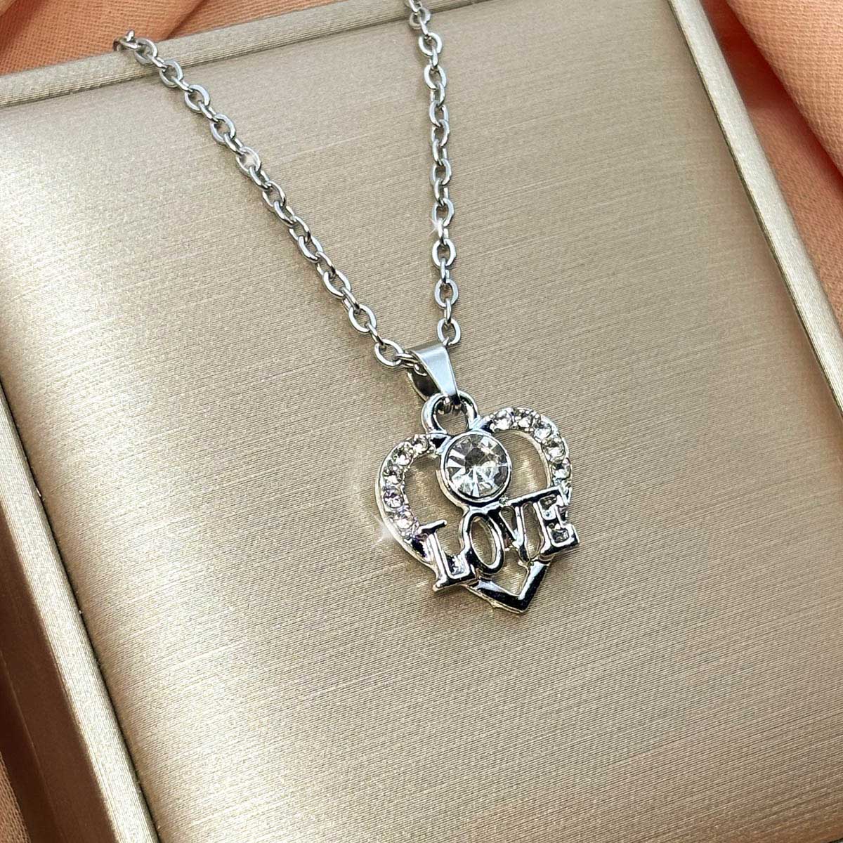 Ewige Liebe Kette