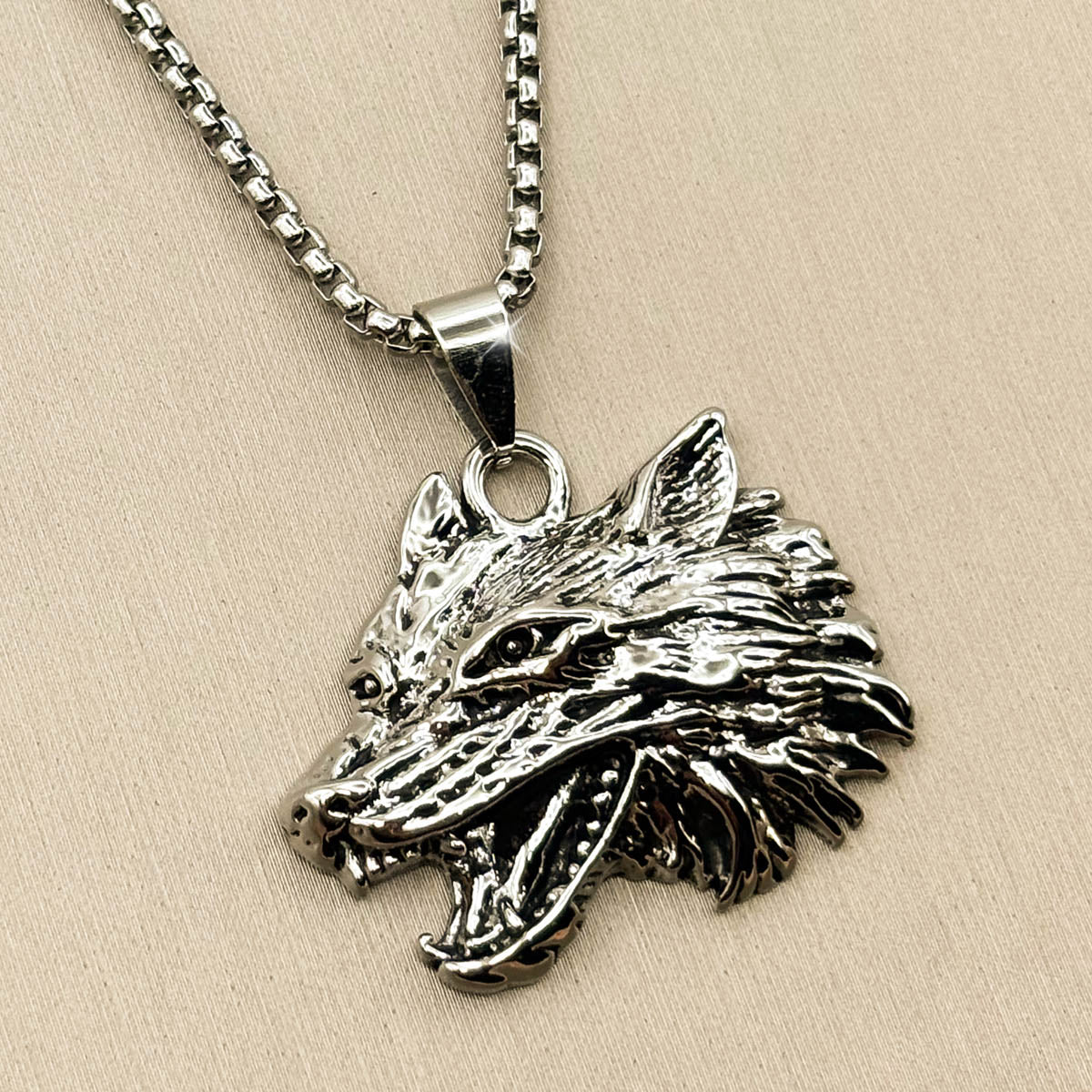 Wolf Halskette