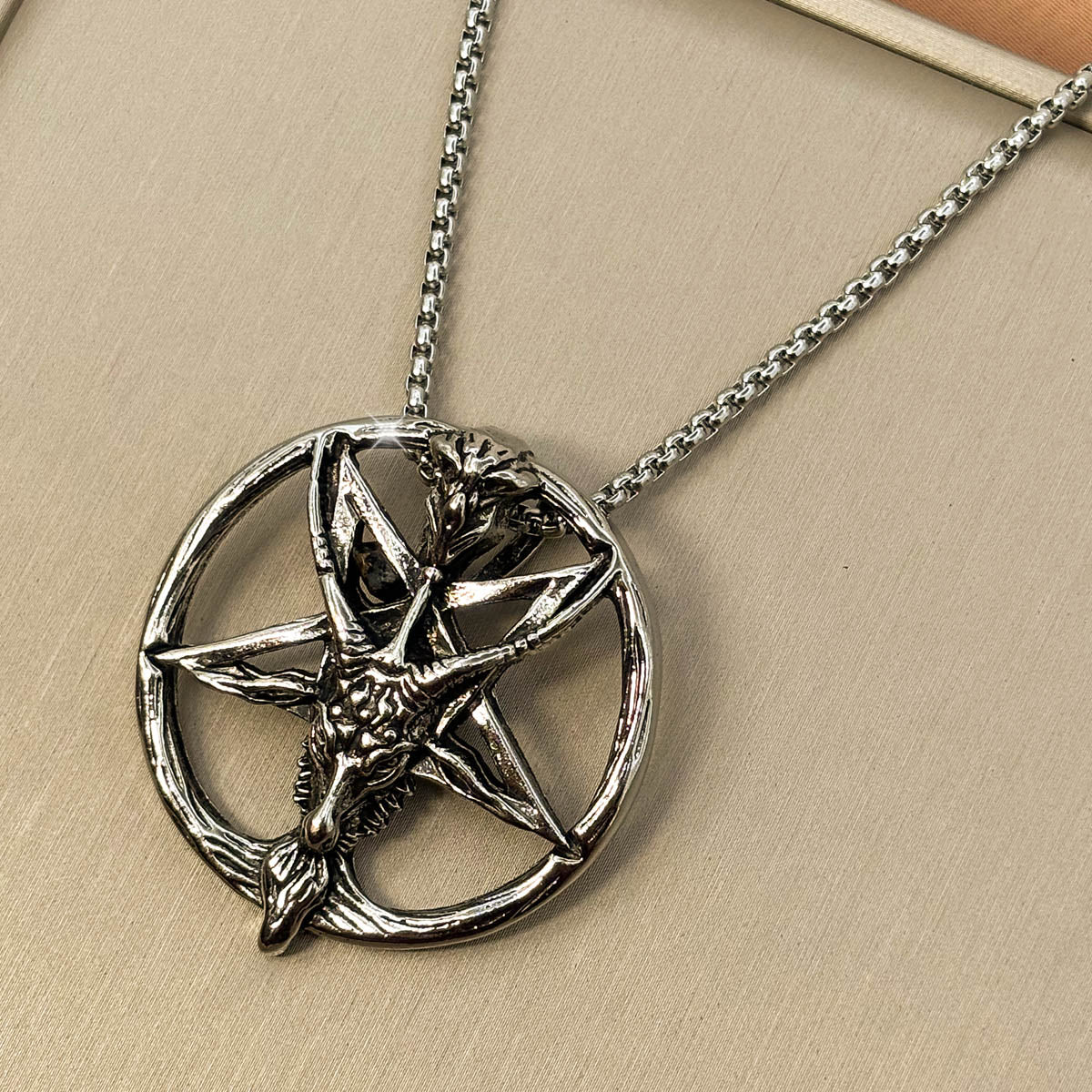 Pentagramm Halskette