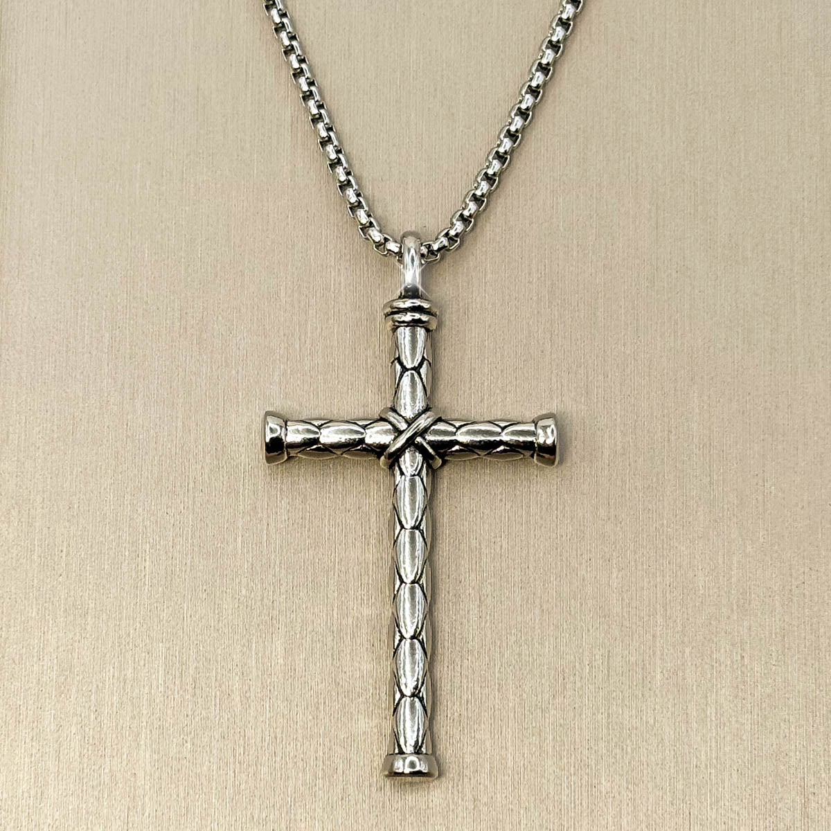 Kreuz Halskette