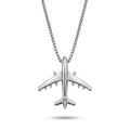 Herren-Halskette aus Edelstahl in Silber mit minimalistischem Flugzeug-Anhänger, Produktfoto.